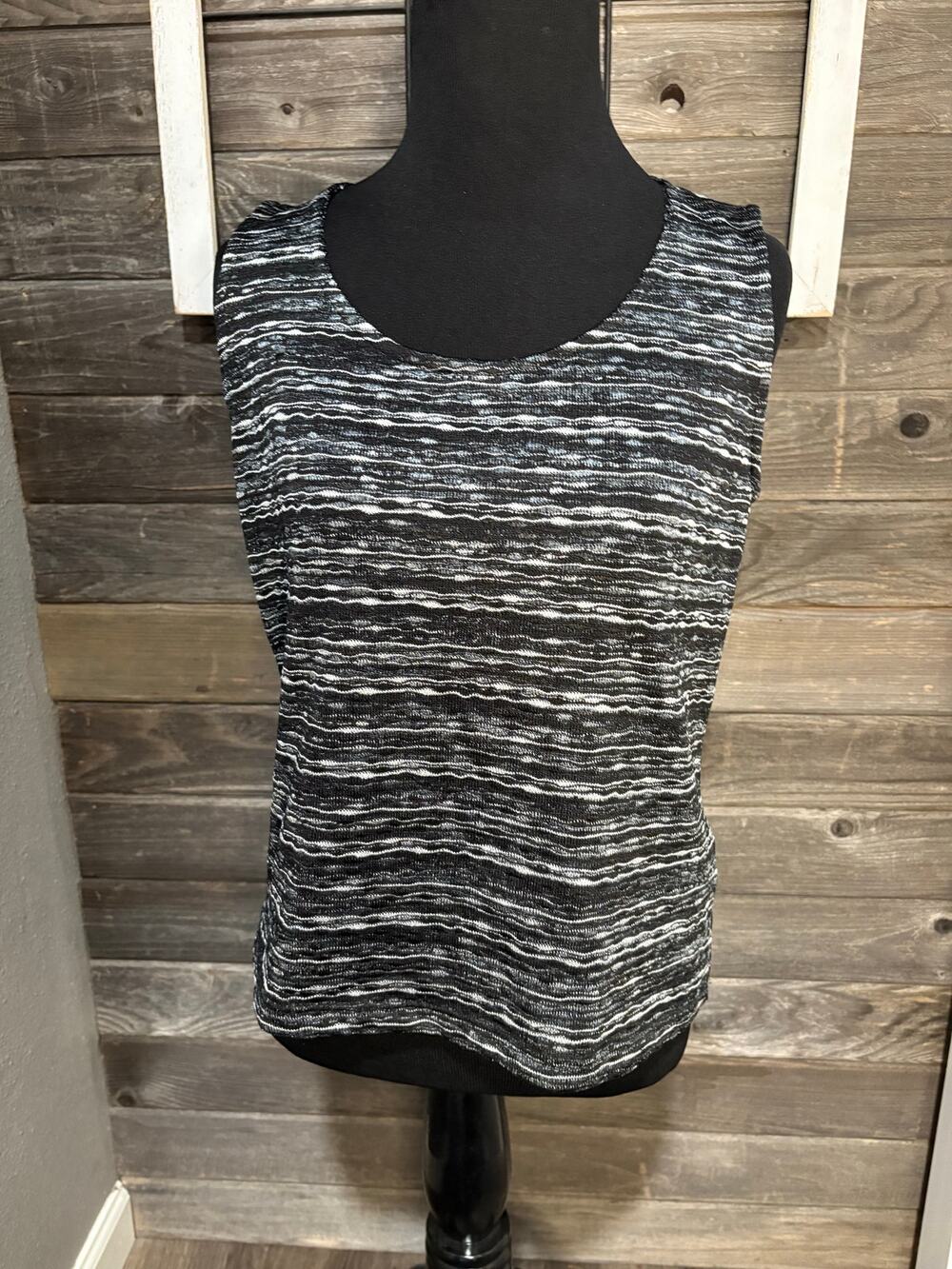 Jones New York black gray white soft pullover tank top women's size P M